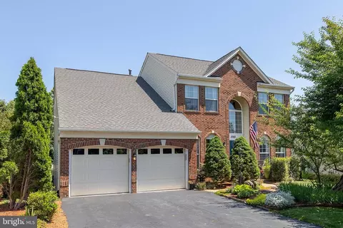 2988 Medford Dr, Dumfries, VA 22026