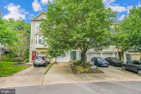 12527 Heykens Ln, Bristow, VA 20136