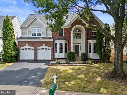 14341 Chalfont Dr, Haymarket, VA 20169