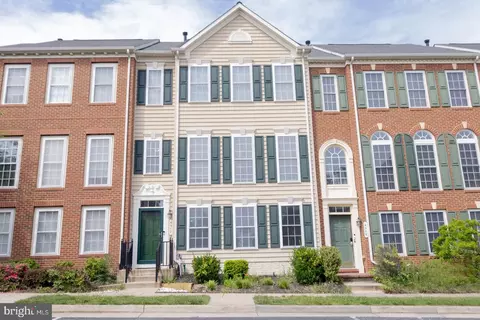 4908 Dashiell Pl, Woodbridge, VA 22192