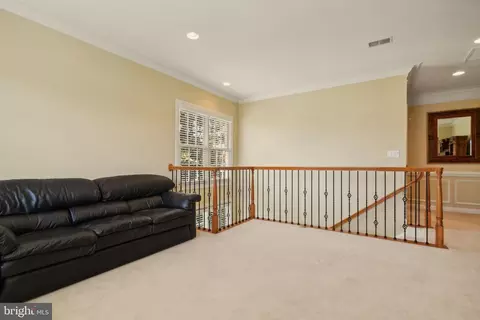 Entry Way - 8366 Pedigrue Ct, Gainesville, VA 20155 photo 19 of 23