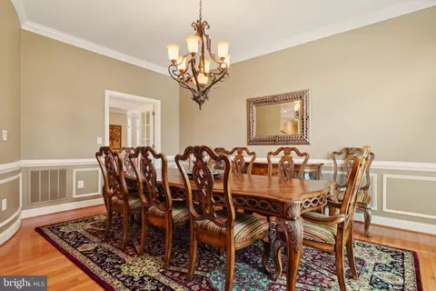 Dining - 8366 Pedigrue Ct, Gainesville, VA 20155 photo 3 of 5