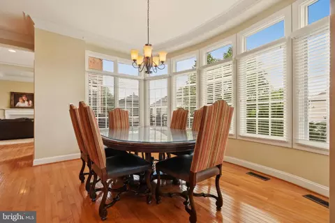 Dining - 8366 Pedigrue Ct, Gainesville, VA 20155 photo 5 of 5