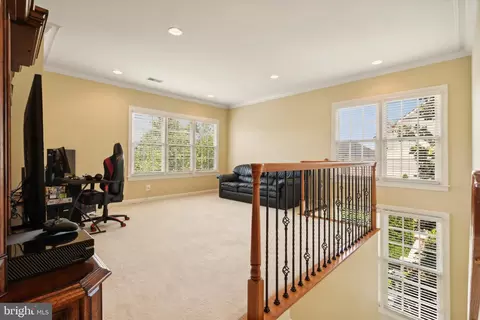 Entry Way - 8366 Pedigrue Ct, Gainesville, VA 20155 photo 18 of 23