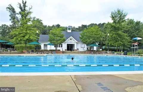 Exterior - 8366 Pedigrue Ct, Gainesville, VA 20155 photo 30 of 32