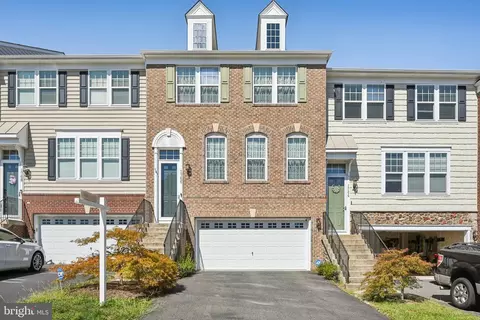 1766 Swinksville Ct, Woodbridge, VA 22191