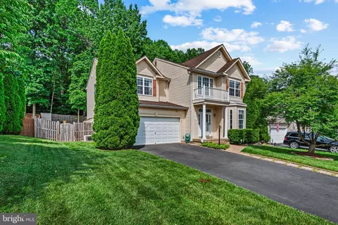 6394 Oakland Ct, Woodbridge, VA 22193