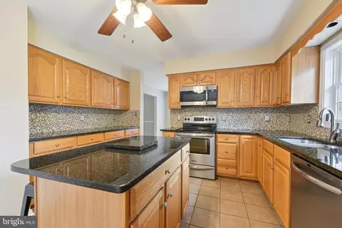 Kitchen - 7513 Melton Ct, Gainesville, VA 20155 photo 1 of 3