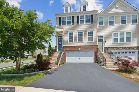 1798 Marfield Ct, Woodbridge, VA 22191