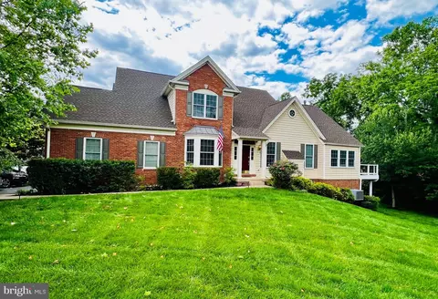 5765 Amelia Springs Cir, Haymarket, VA 20169