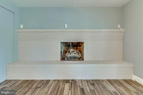 18910 White Oak Dr, Triangle, VA 22172 photo 21
