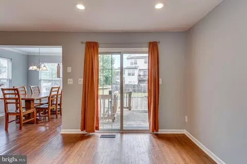 4112 Yellow Stone Loop, Dumfries, VA 22025 photo 6
