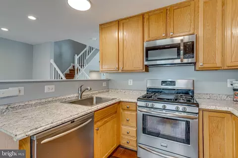 4112 Yellow Stone Loop, Dumfries, VA 22025 photo 14