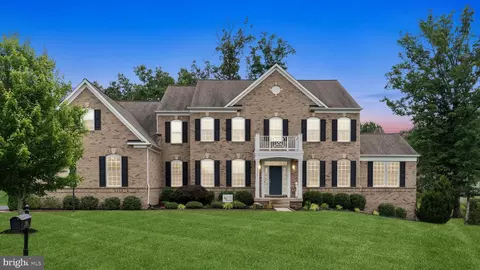 9949 Summerwood Dr, Manassas, VA 20111