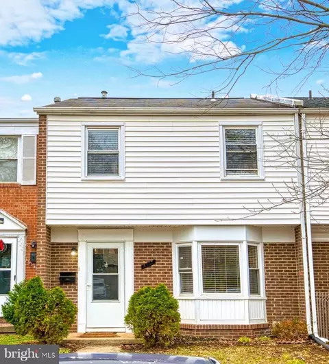 10189 Farragut Ct, Manassas, VA 20109