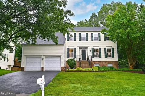 8671 Ruby Rise Pl, Bristow, VA 20136