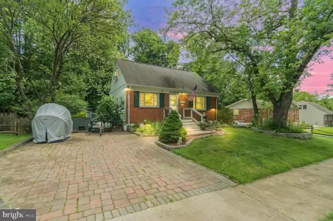 3813 Findley Rd, Woodbridge, VA 22193