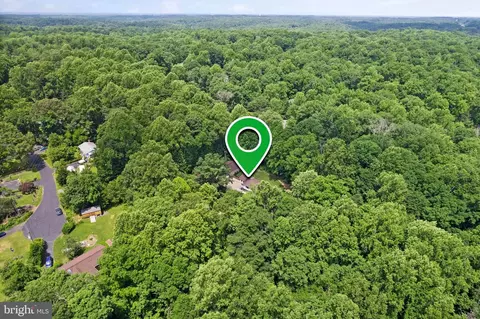 View/Area - 6990 Champs Mill Ct, Manassas, VA 20112 photo 2 of 2