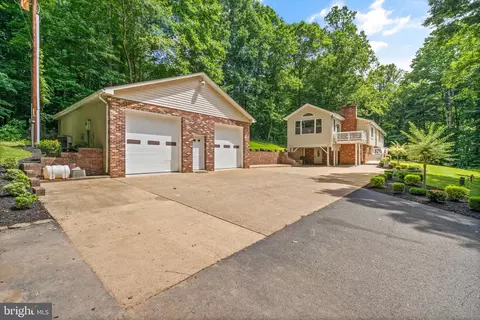 Other - 6990 Champs Mill Ct, Manassas, VA 20112 photo 1 of 13