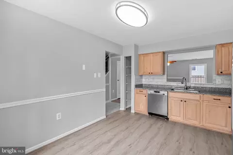Other - 7482 Emerald Dr, Manassas, VA 20109 photo 5 of 15