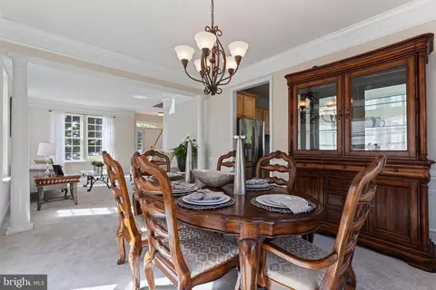 Dining - 3383 Oakham Mount Dr, Triangle, VA 22172 photo 3 of 4