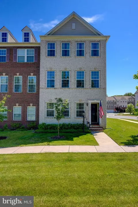 15808 Stokes Ln, Haymarket, VA 20169