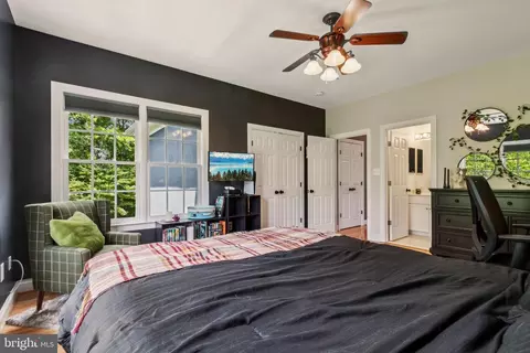 Bedroom - 8240 Roxborough Loop, Gainesville, VA 20155 photo 10 of 14