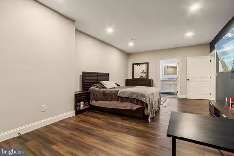 Bedroom - 8240 Roxborough Loop, Gainesville, VA 20155 photo 14 of 14