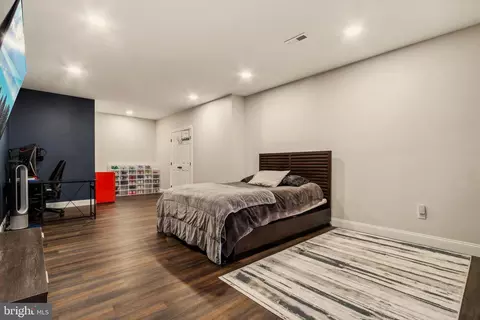 Bedroom - 8240 Roxborough Loop, Gainesville, VA 20155 photo 11 of 14