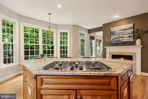 Kitchen - 8240 Roxborough Loop, Gainesville, VA 20155 photo 4 of 4