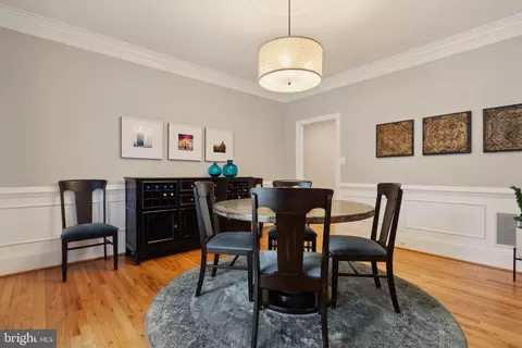 Dining - 8240 Roxborough Loop, Gainesville, VA 20155 photo 3 of 4