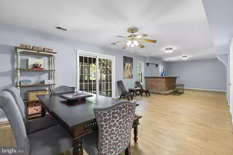 15214 Holleyside Dr, Dumfries, VA 22025 photo 19