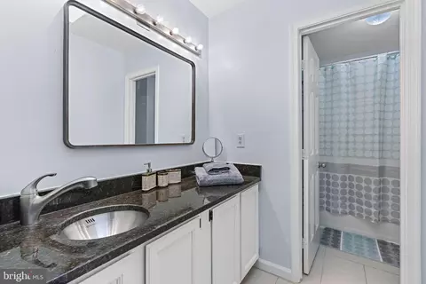 15214 Holleyside Dr, Dumfries, VA 22025 photo 16