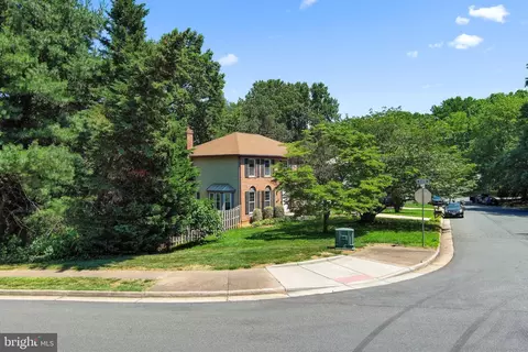 15214 Holleyside Dr, Dumfries, VA 22025 photo 33