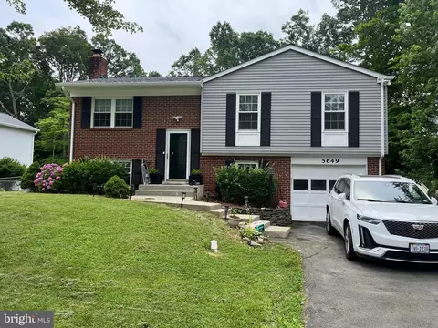 5649 Newtone Ct, Woodbridge, VA 22193