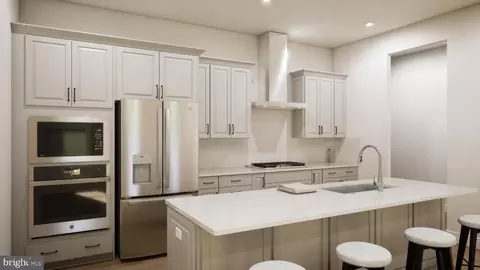 14677 Grand Cru Loop, Gainesville, VA 20155 photo 2