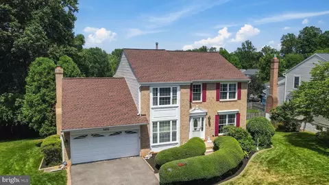 5406 Lomax Way, Woodbridge, VA 22193