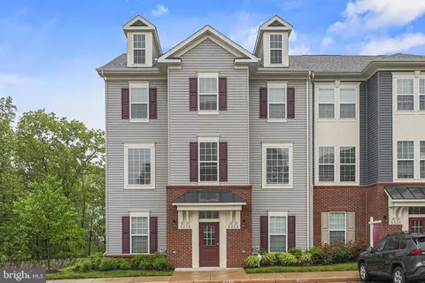 8230 Knight Station Way, Manassas, VA 20110