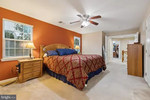 Bedroom - 18845 Pier Trail Dr, Triangle, VA 22172 photo 2 of 4