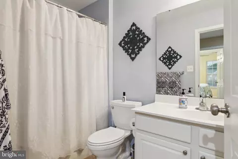 Other - 18845 Pier Trail Dr, Triangle, VA 22172 photo 8 of 10