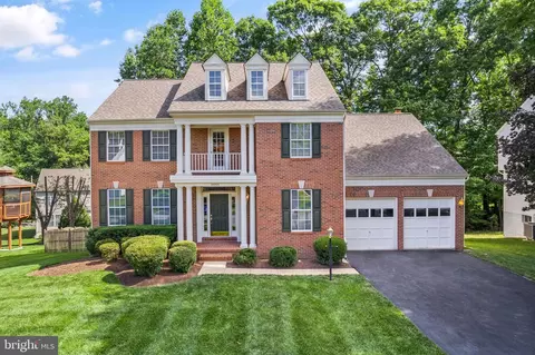15955 Kensington Pl, Dumfries, VA 22025