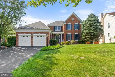 15641 Ryder Cup Dr, Haymarket, VA 20169