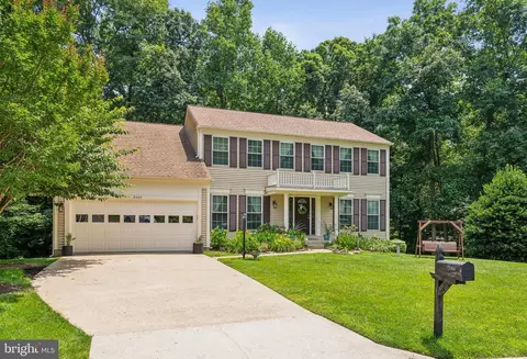 3463 Wainscott Pl, Woodbridge, VA 22192