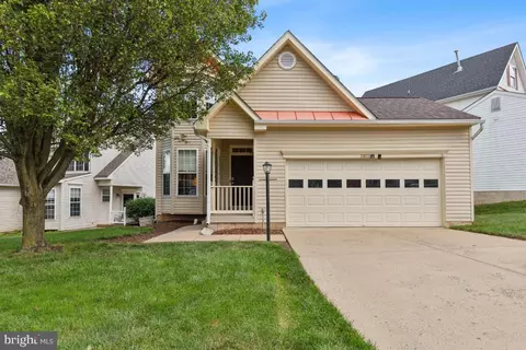 13026 Thrift Ln, Woodbridge, VA 22193