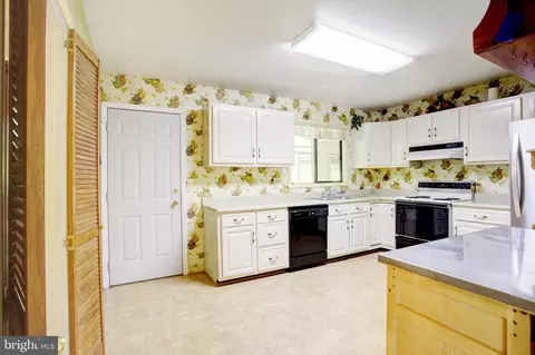 7245 Ridgeway Dr, Manassas, VA 20112 photo 12