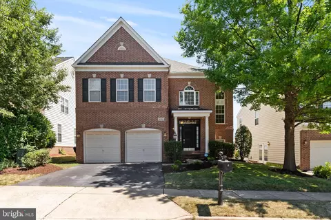 14764 Keavy Ridge Ct, Haymarket, VA 20169