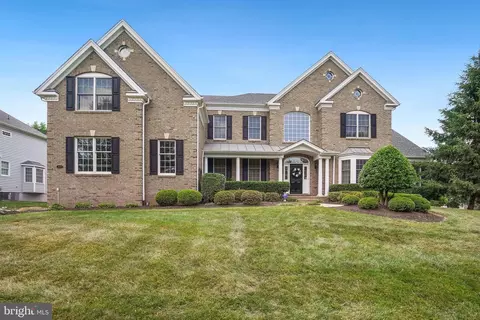 5610 Garnetts Farm Dr, Haymarket, VA 20169