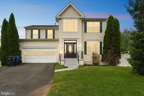 13304 Nickleson Dr, Woodbridge, VA 22193