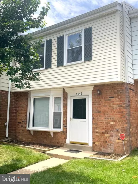 8846 Cherry Oak Ct, Manassas, VA 20109