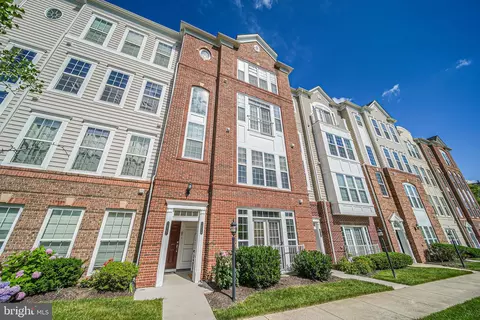 14549 Barkham Dr, Woodbridge, VA 22191